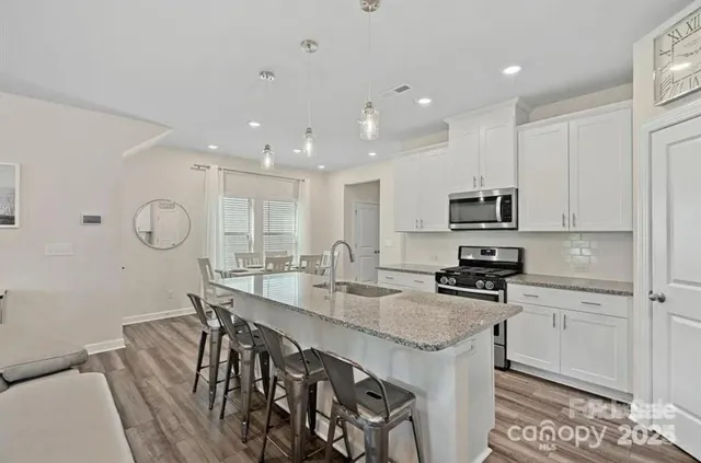 $2,750 | 11943 Old Statesville Road, Huntersville, NC 28078