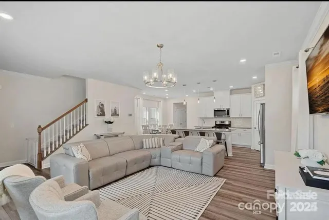 $2,750 | 11943 Old Statesville Road, Huntersville, NC 28078