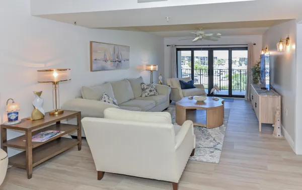 $3,000 | 901 Seafarer Circle, Unit 302, Jupiter, FL 33477