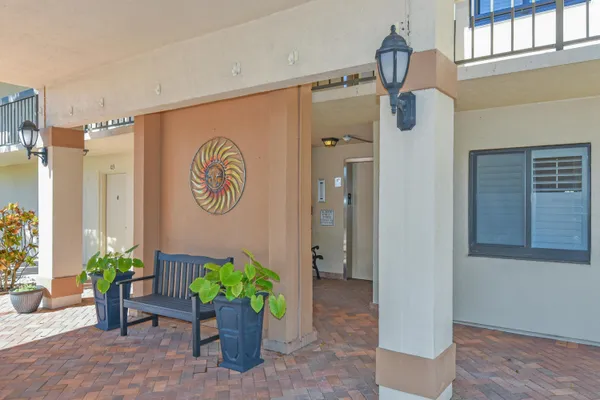 $3,000 | 901 Seafarer Circle, Unit 302, Jupiter, FL 33477
