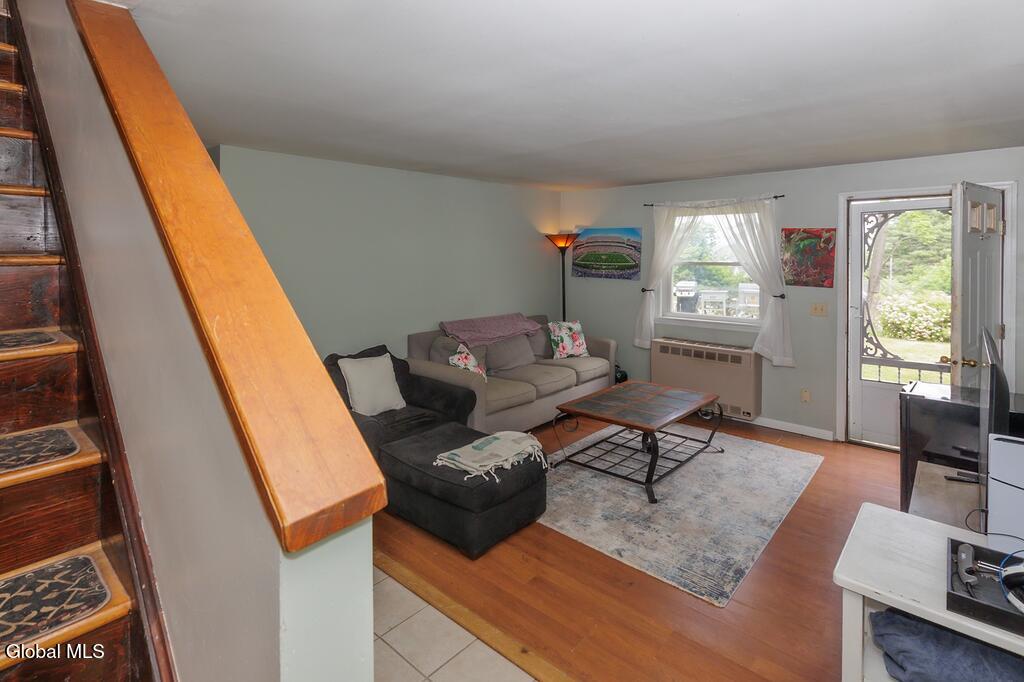 2407 Lenox Road Schenectady, NY 12308 - Photo 13 of 33 Family Room