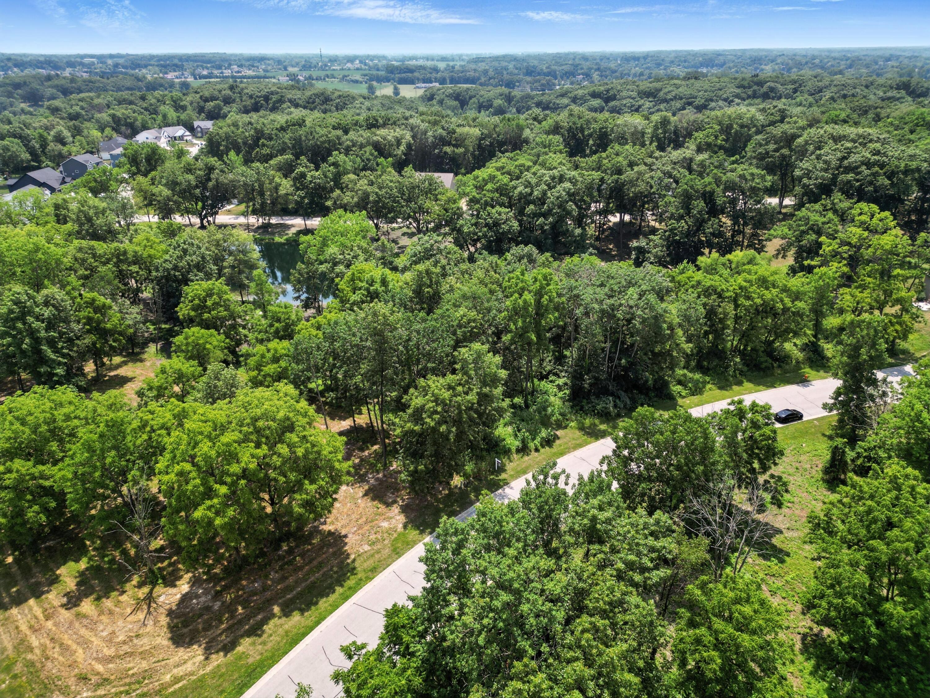 703 Druim Trail Crown Point, IN 46307 - Photo 1 of 17 3000x2250