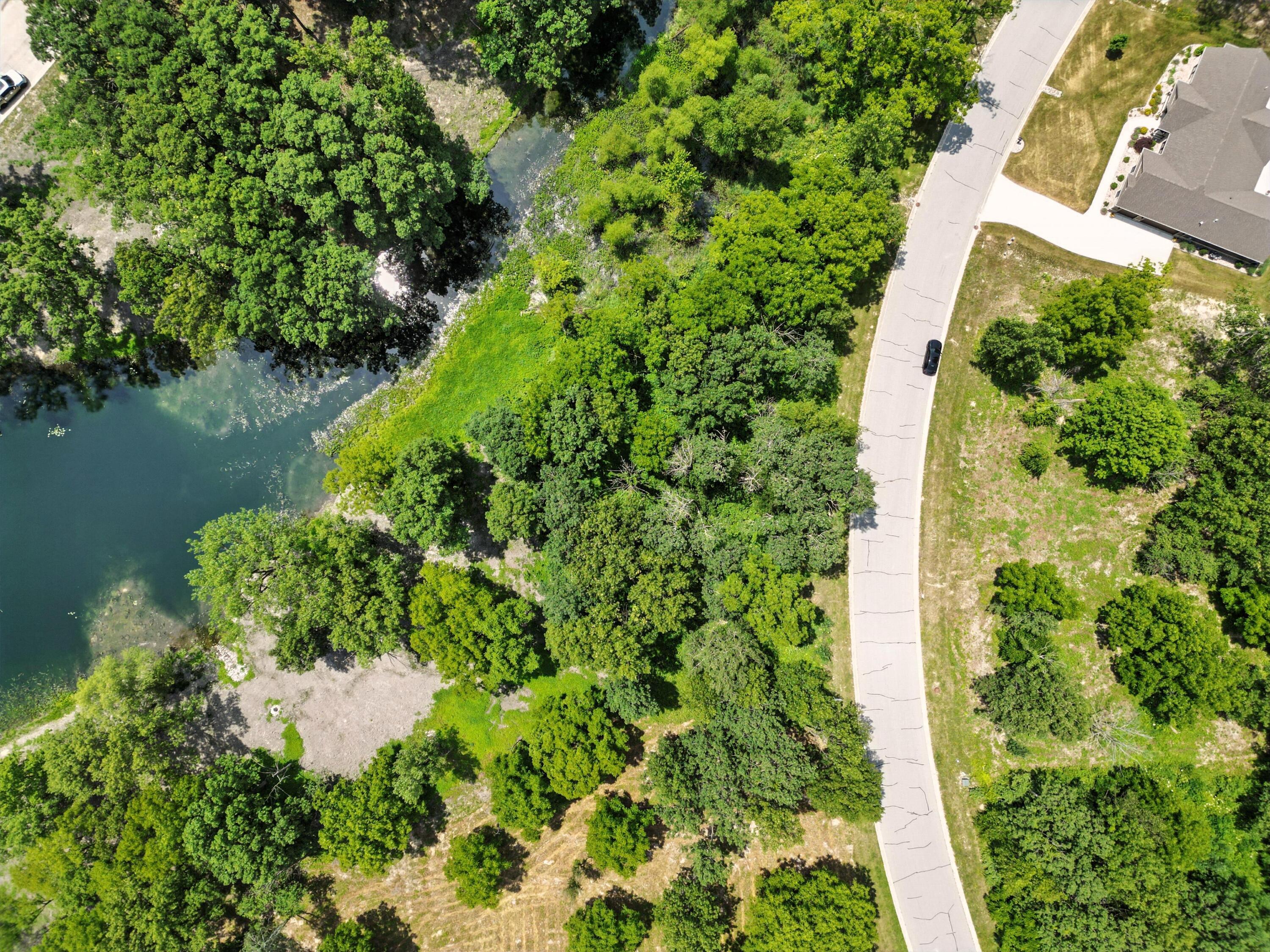 703 Druim Trail Crown Point, IN 46307 - Photo 13 of 17 3000x2250