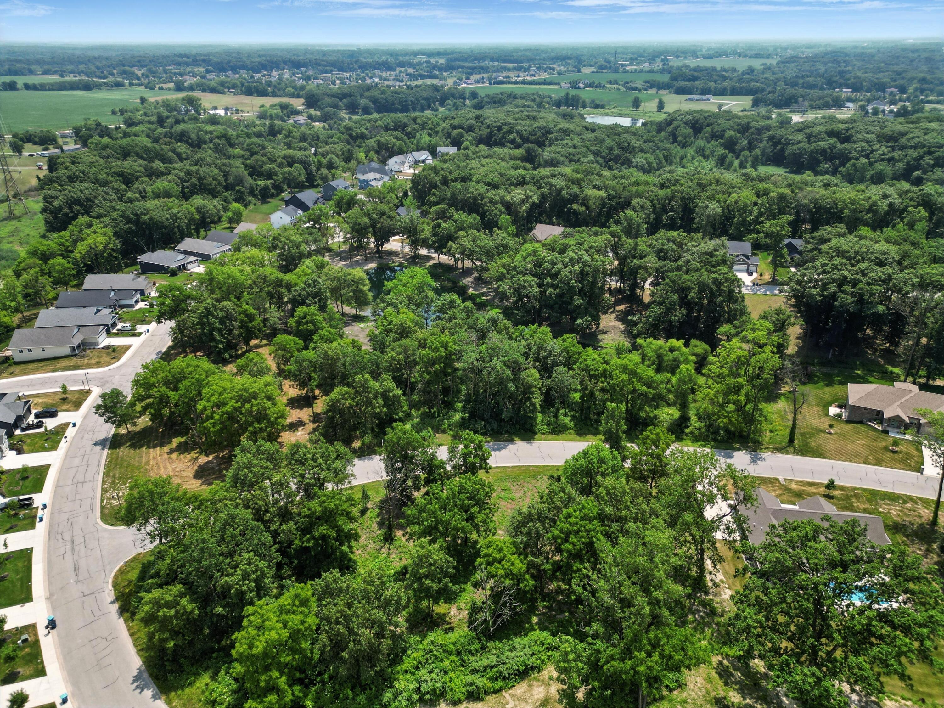 703 Druim Trail Crown Point, IN 46307 - Photo 5 of 17 3000x2250
