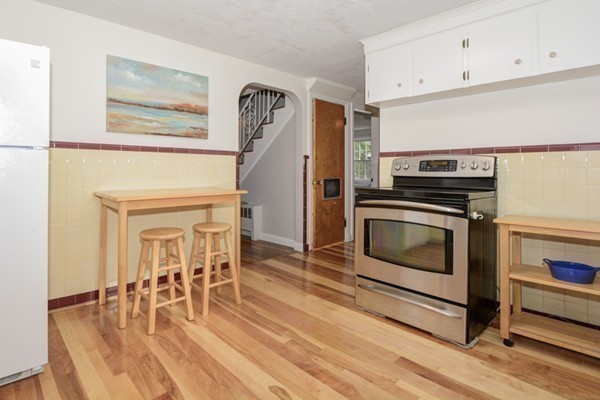 41 Gerald Road Milton, MA 02186 - Photo 8 of 22 Gallery Image 8