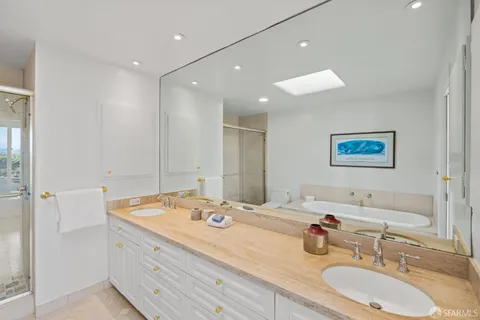 $4,995,000 | 2341 Leavenworth Street, San Francisco, CA 94133