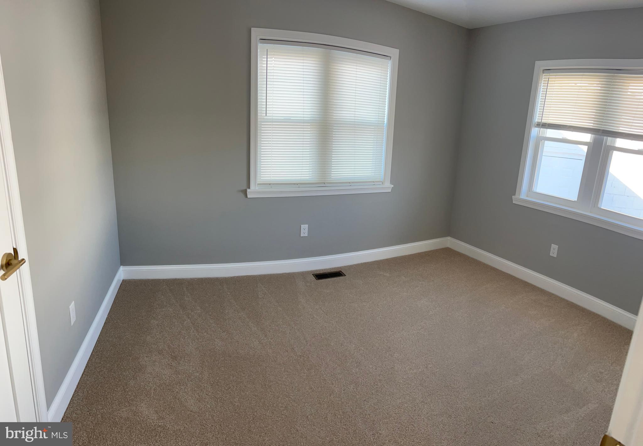 1201 Fuselage Avenue Baltimore, MD 21220 - Photo 11 of 39