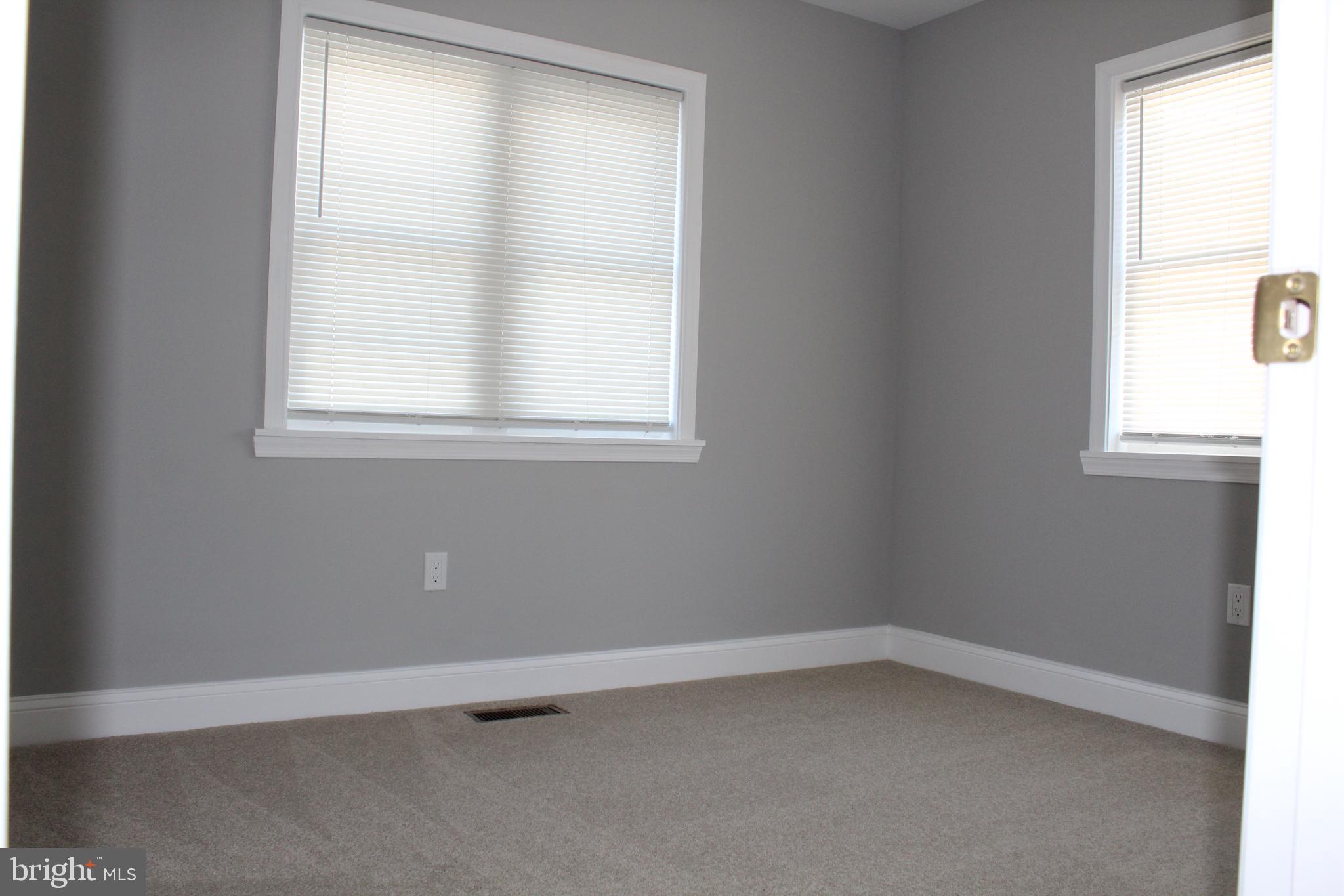 1201 Fuselage Avenue Baltimore, MD 21220 - Photo 20 of 39