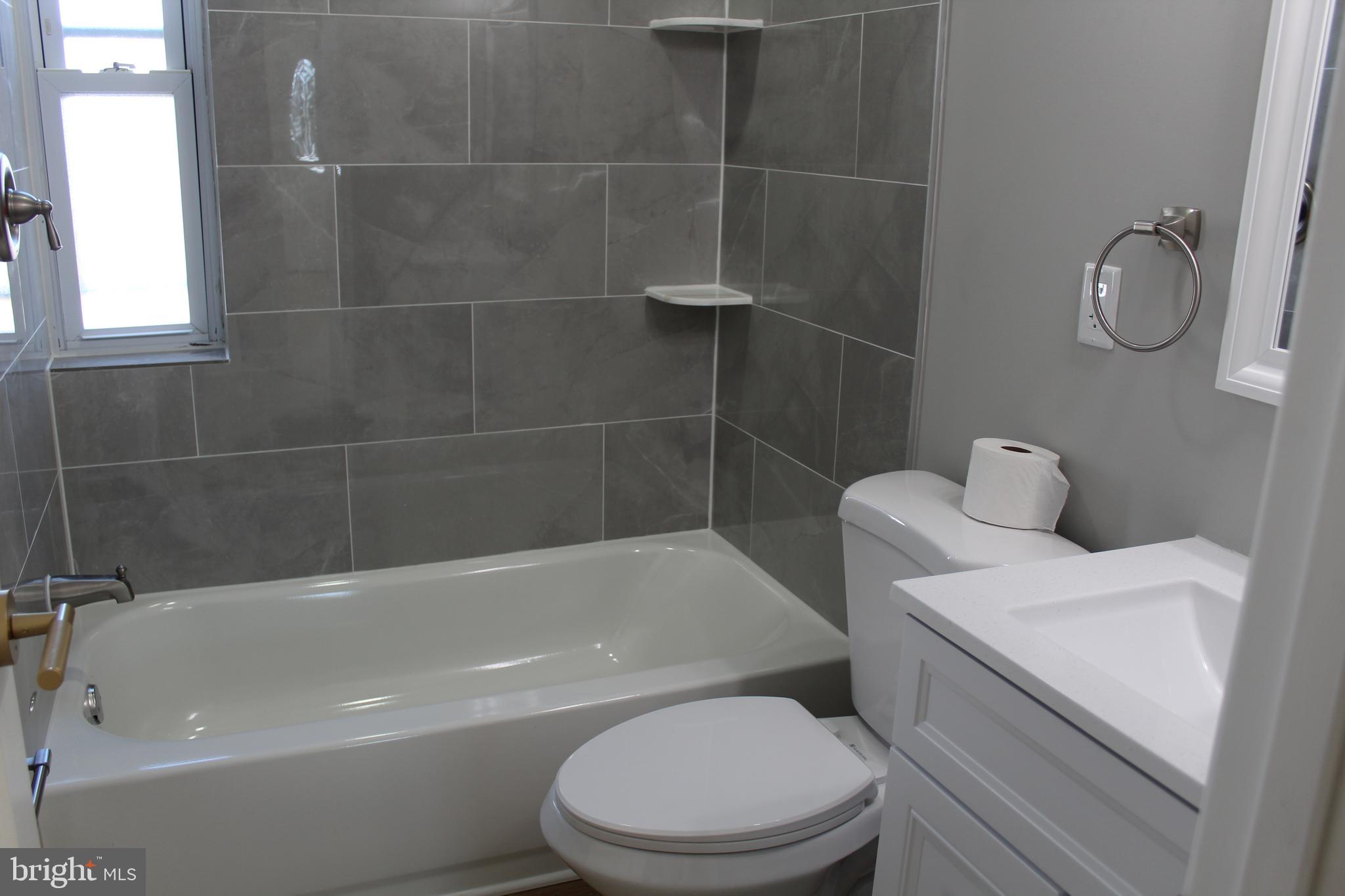 1201 Fuselage Avenue Baltimore, MD 21220 - Photo 35 of 39