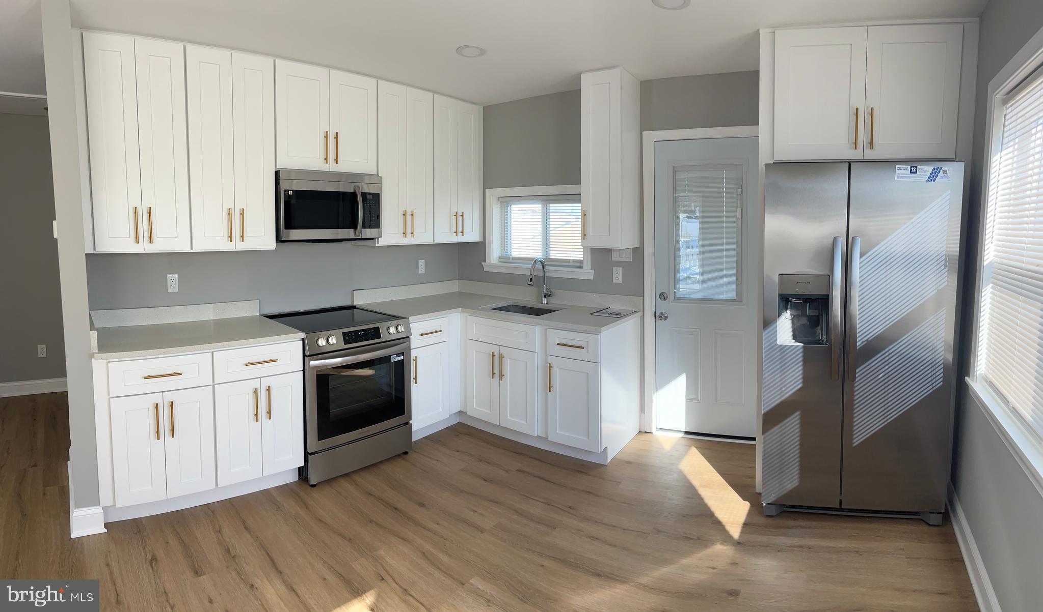 1201 Fuselage Avenue Baltimore, MD 21220 - Photo 4 of 39