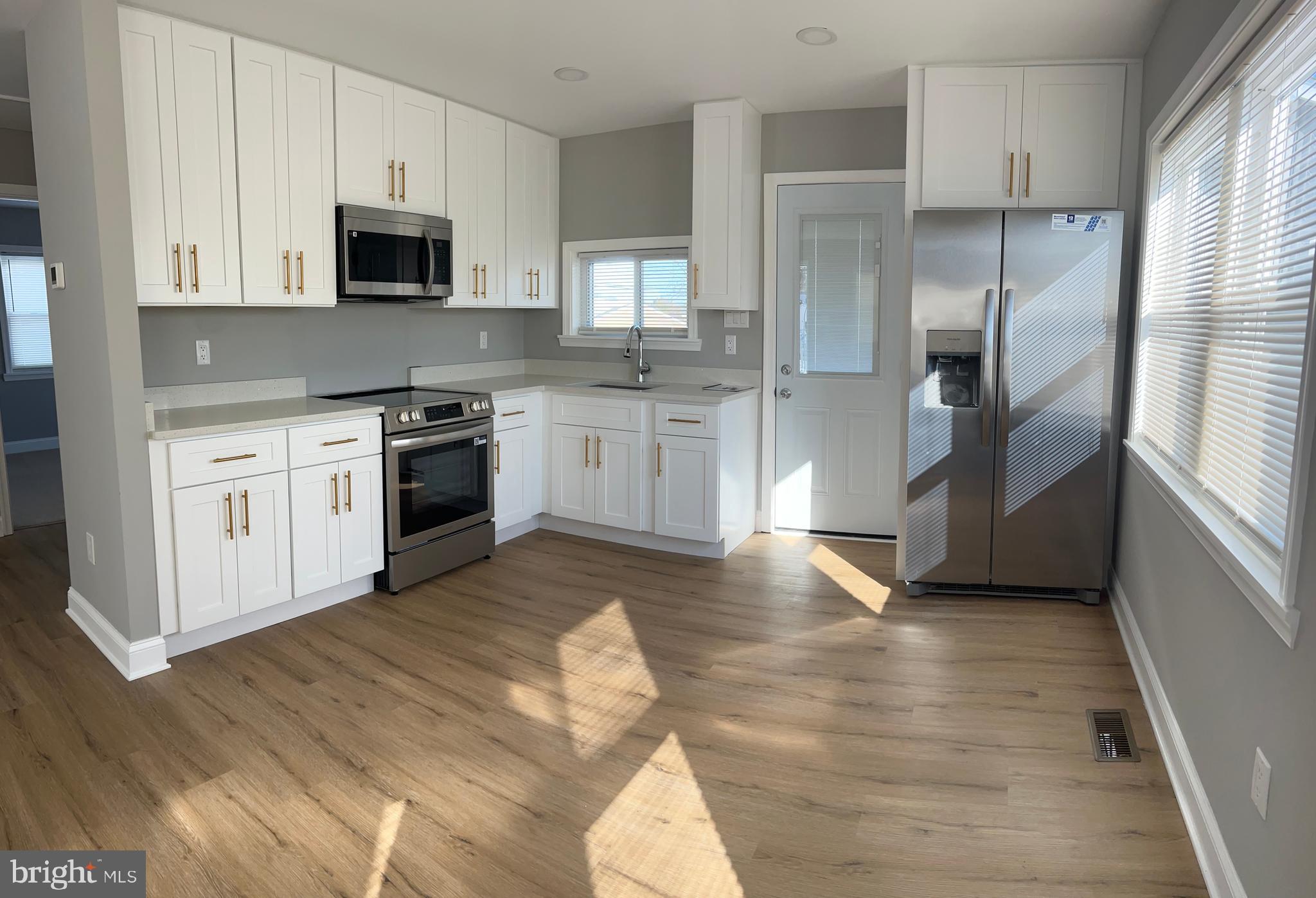 1201 Fuselage Avenue Baltimore, MD 21220 - Photo 5 of 39