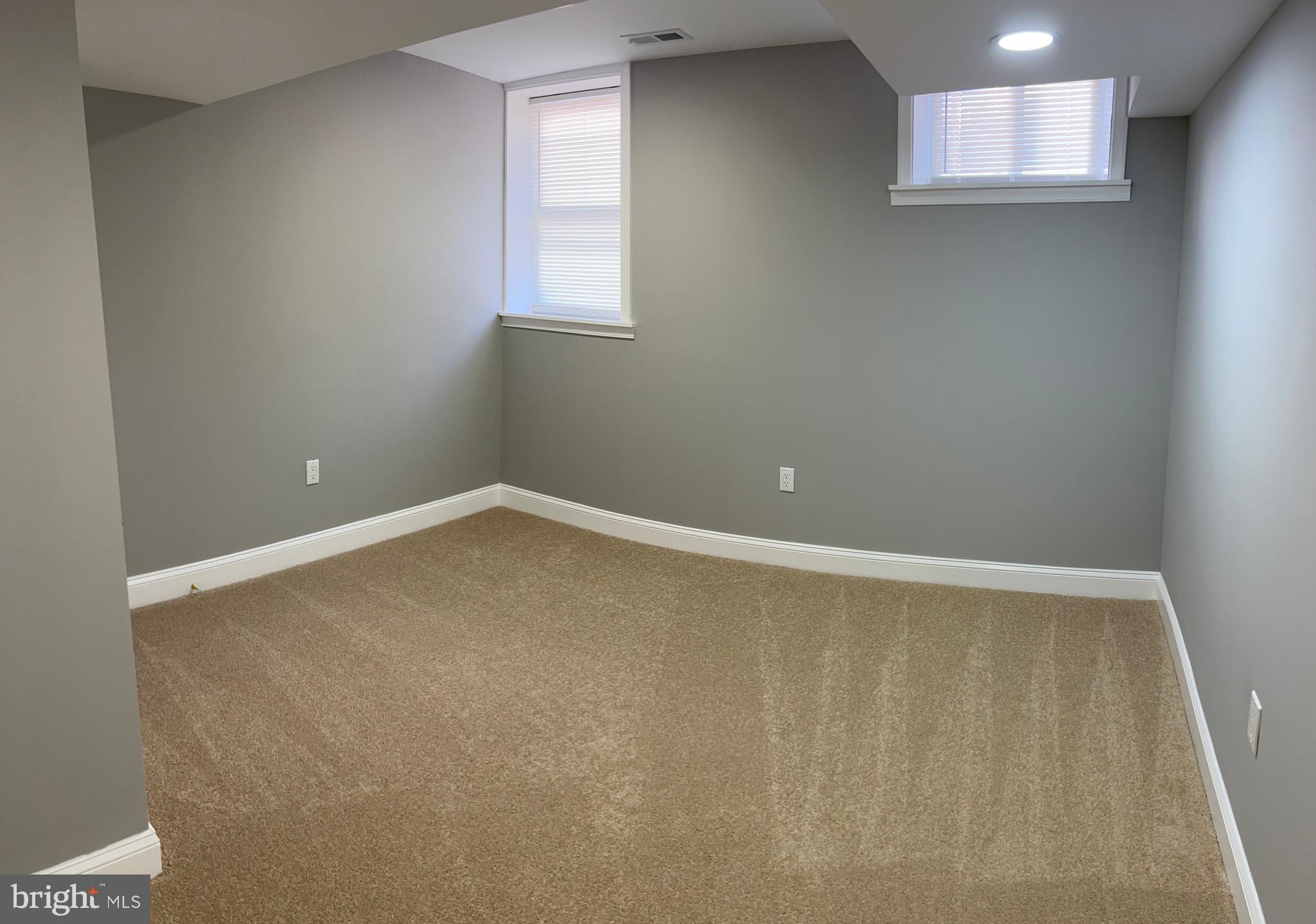 1201 Fuselage Avenue Baltimore, MD 21220 - Photo 9 of 39