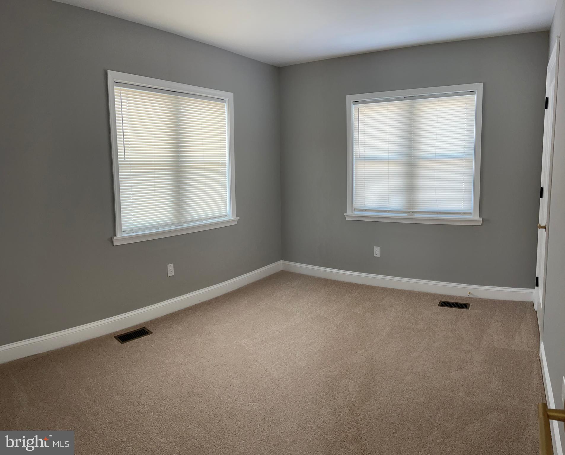 1201 Fuselage Avenue Baltimore, MD 21220 - Photo 10 of 39