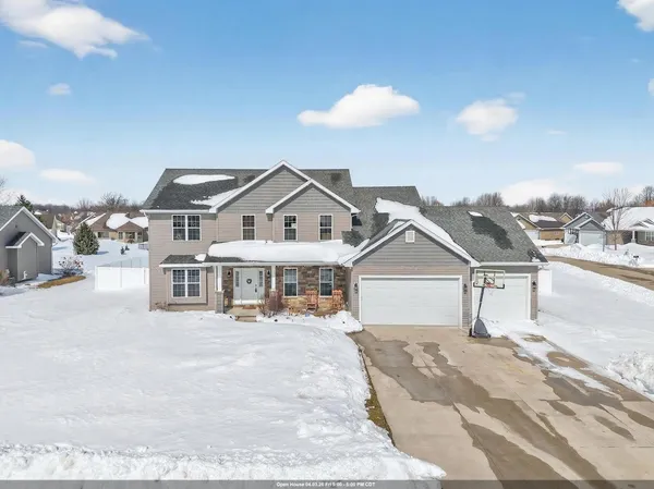 $549,900 | 1906 Wasilla Lane, Neenah, WI 54956