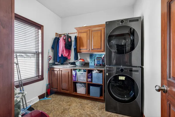 $549,900 | 1906 Wasilla Lane, Neenah, WI 54956