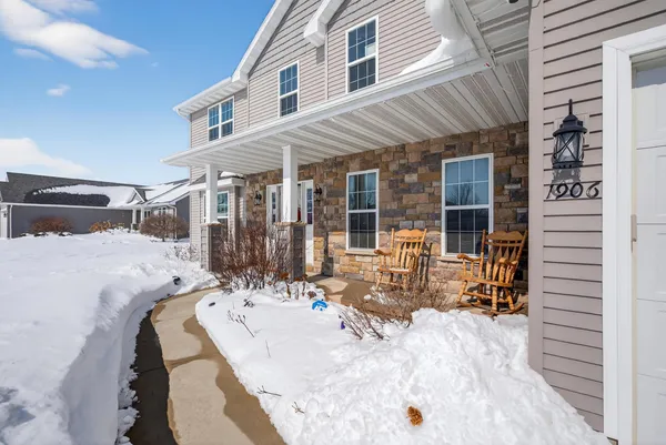 $549,900 | 1906 Wasilla Lane, Neenah, WI 54956