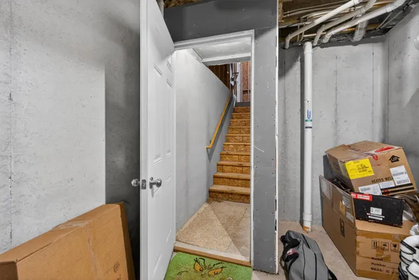 $549,900 | 1906 Wasilla Lane, Neenah, WI 54956