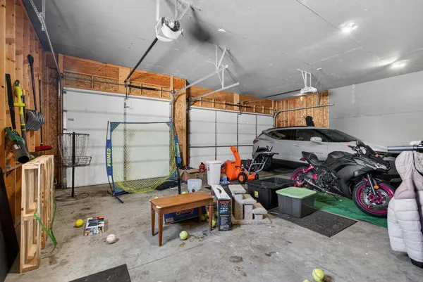 $549,900 | 1906 Wasilla Lane, Neenah, WI 54956