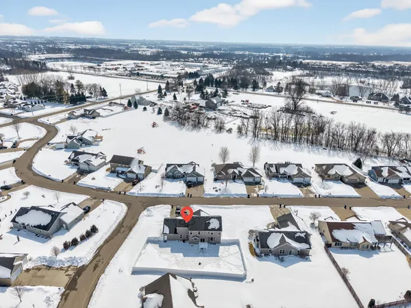 $549,900 | 1906 Wasilla Lane, Neenah, WI 54956