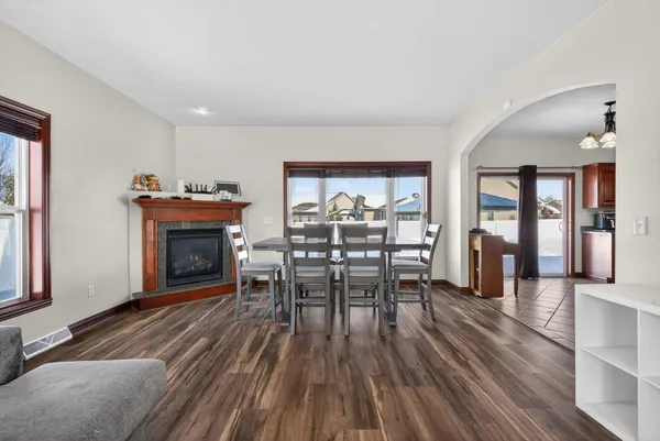 $549,900 | 1906 Wasilla Lane, Neenah, WI 54956