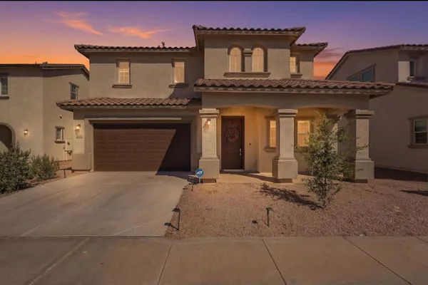 $2,700 | 1521 South Senate Street, Chandler, AZ 85286