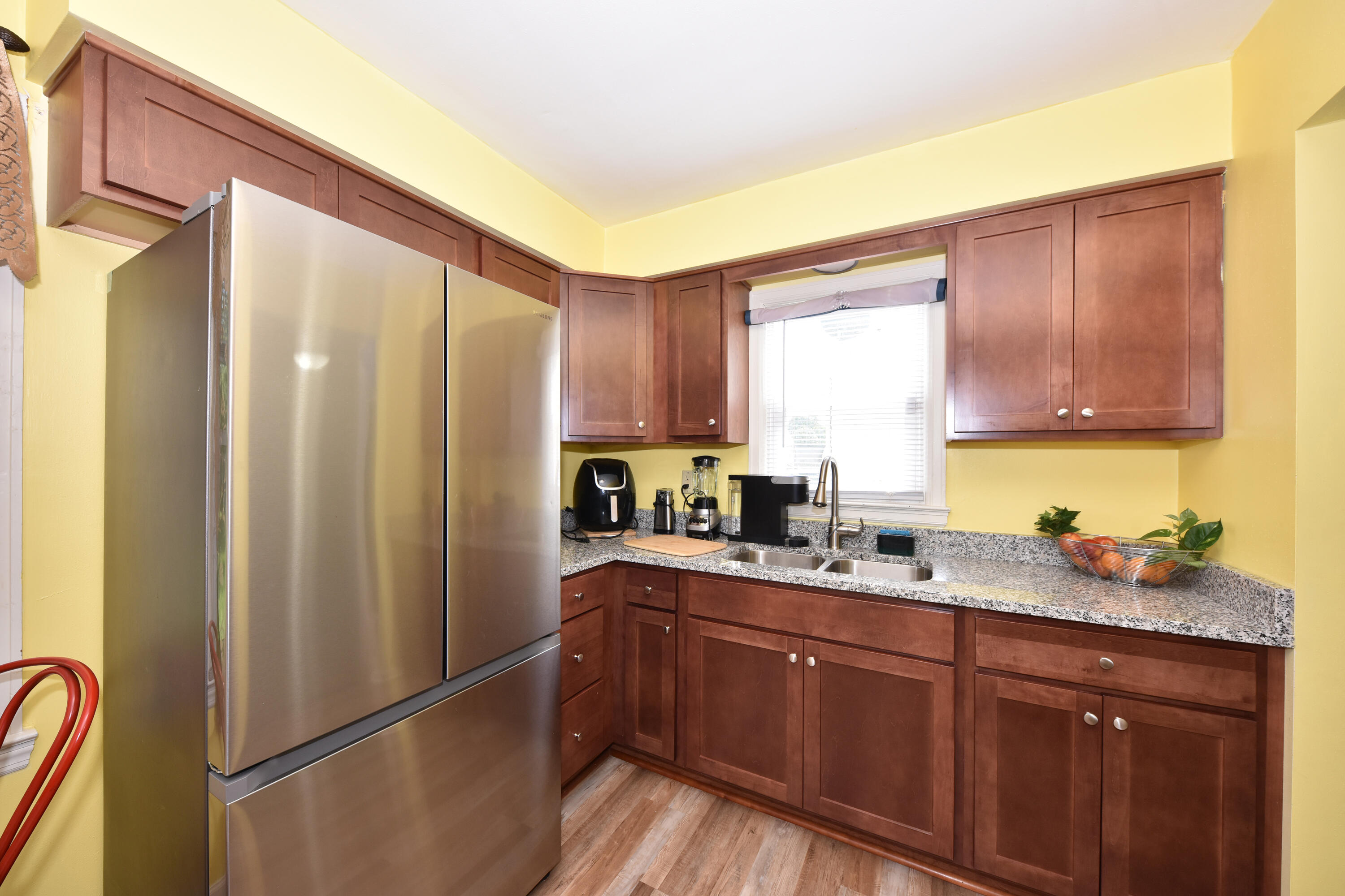 5556 North 54th Street Milwaukee, WI 53218 - Photo 7 of 15 EUP_4246