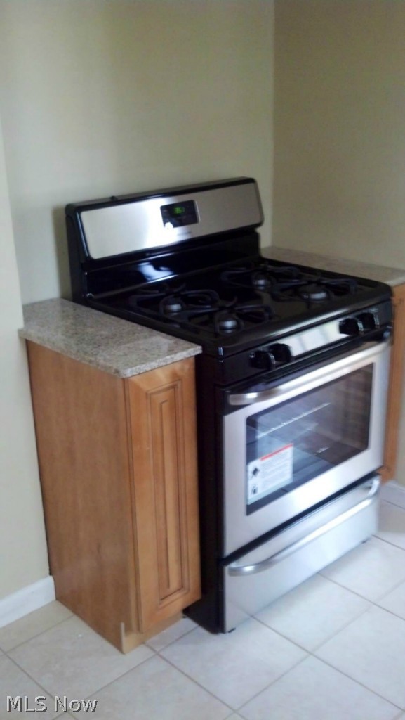 3950 Bushnell Road Cleveland, OH 44118 - Photo 4 of 13 Gallery Image 4