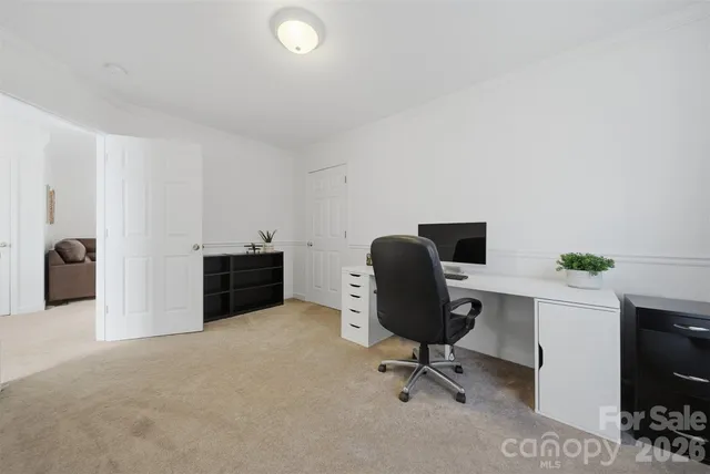 $300,000 | 1636 Mayfair Drive, Conover, NC 28613