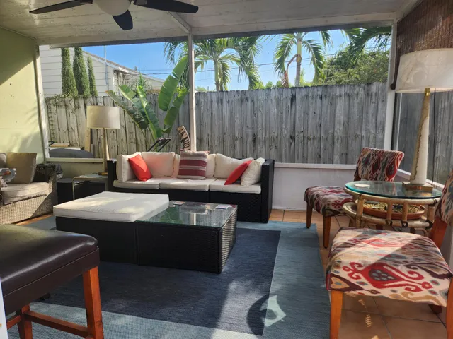 $4,950 | 1219 North M Street, Lake Worth Beach, FL 33460