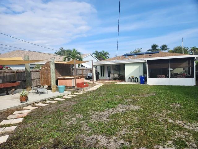 $4,950 | 1219 North M Street, Lake Worth Beach, FL 33460