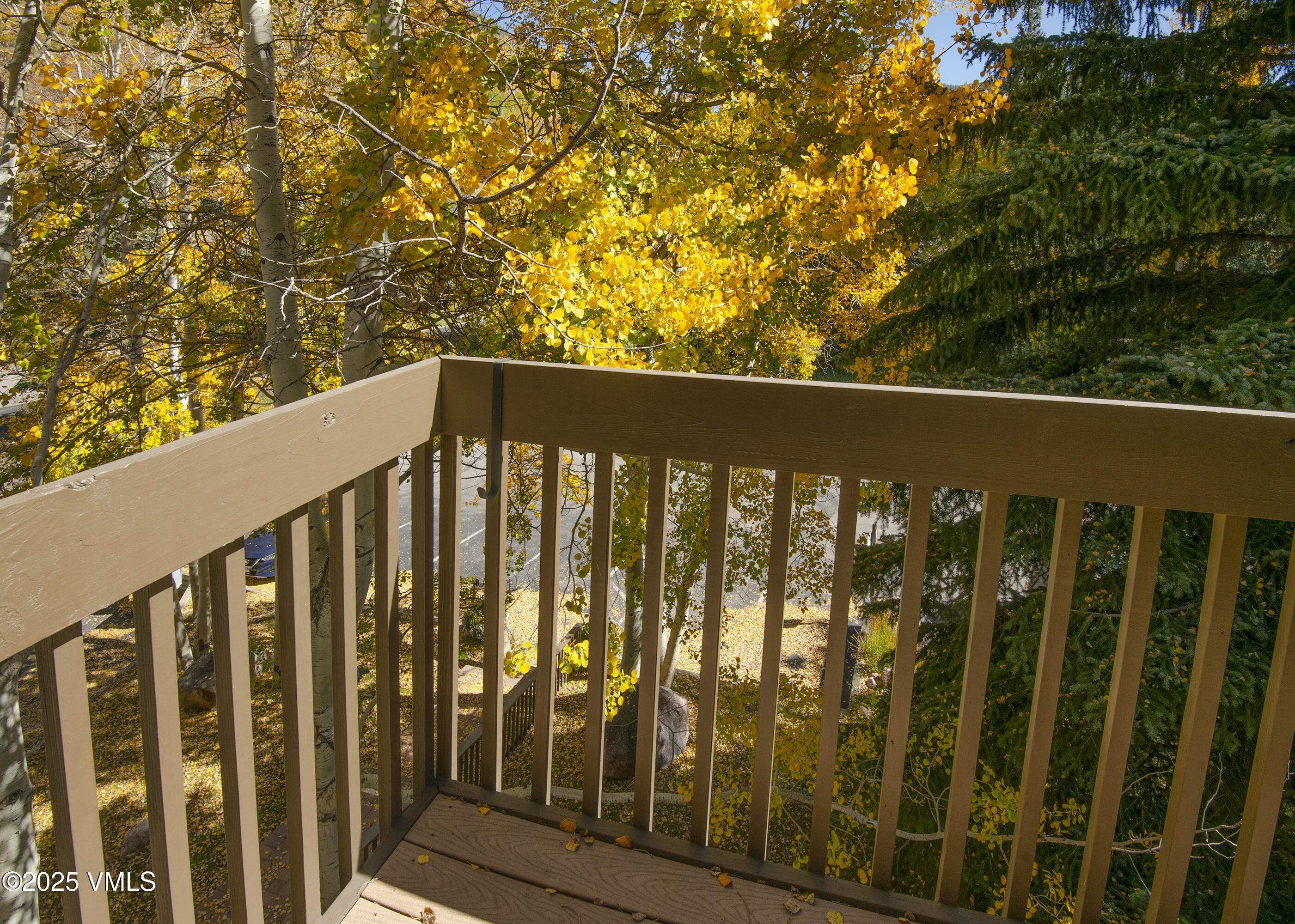 4516 Meadow Drive, Unit 807 Vail, CO 81657 - Photo 22 of 35 a view of a balcony