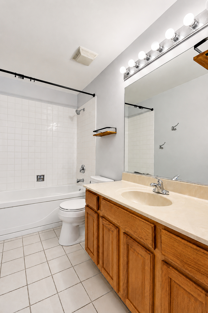 4851 North Pulaski Road Chicago, IL 60630 - Photo 21 of 22