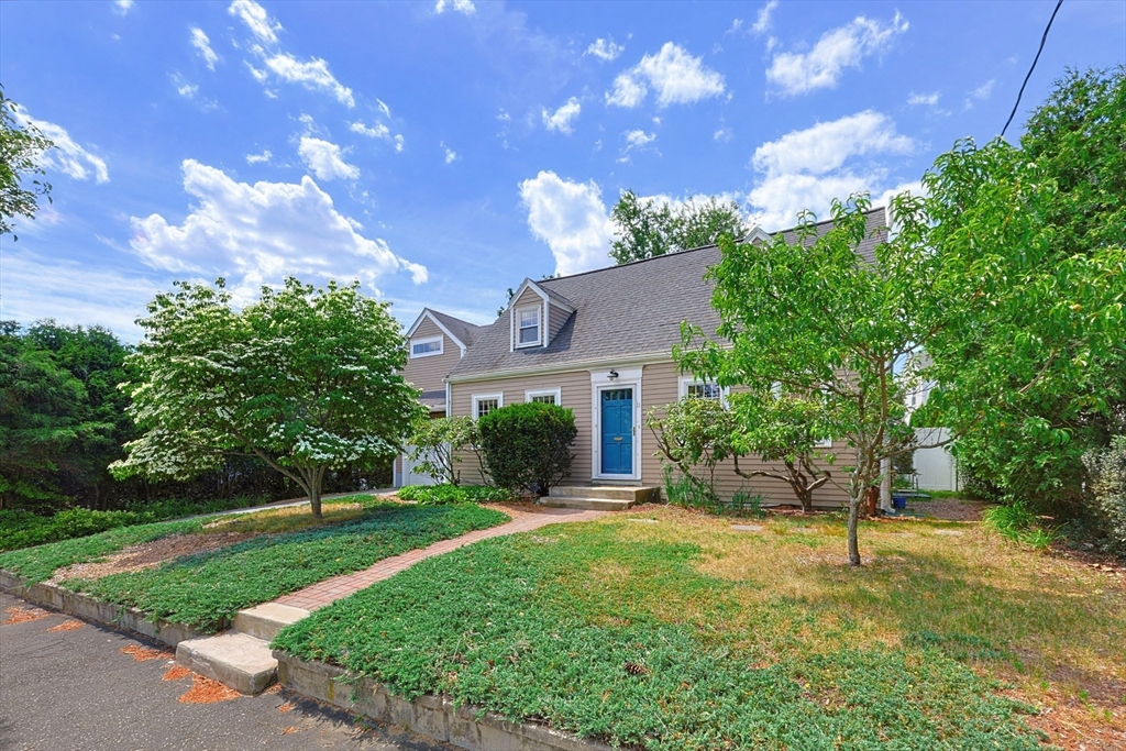 11 Hatfield Road Newton, MA 02465 - Photo 35 of 37