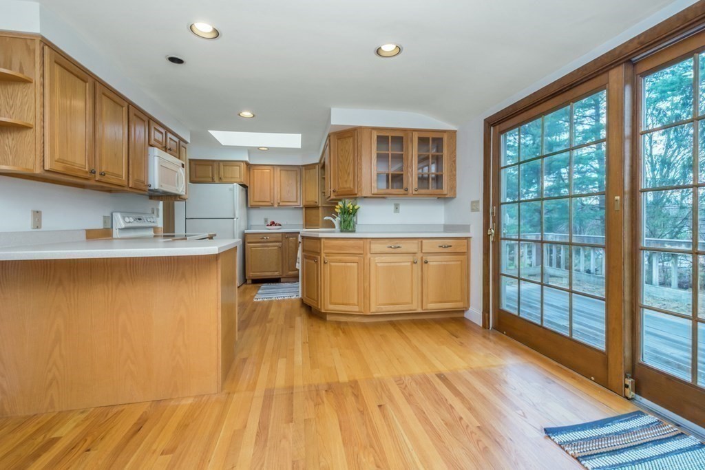 24 Gilmore Road Southborough, MA 01772 - Photo 11 of 36