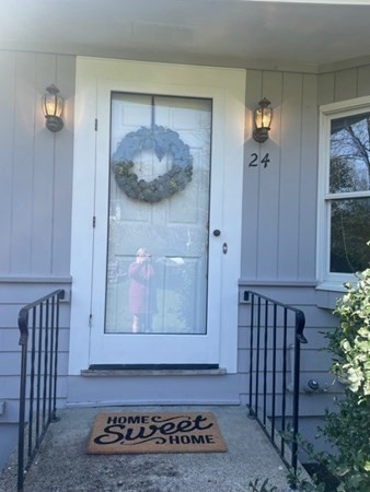 24 Gilmore Road Southborough, MA 01772 - Photo 4 of 36