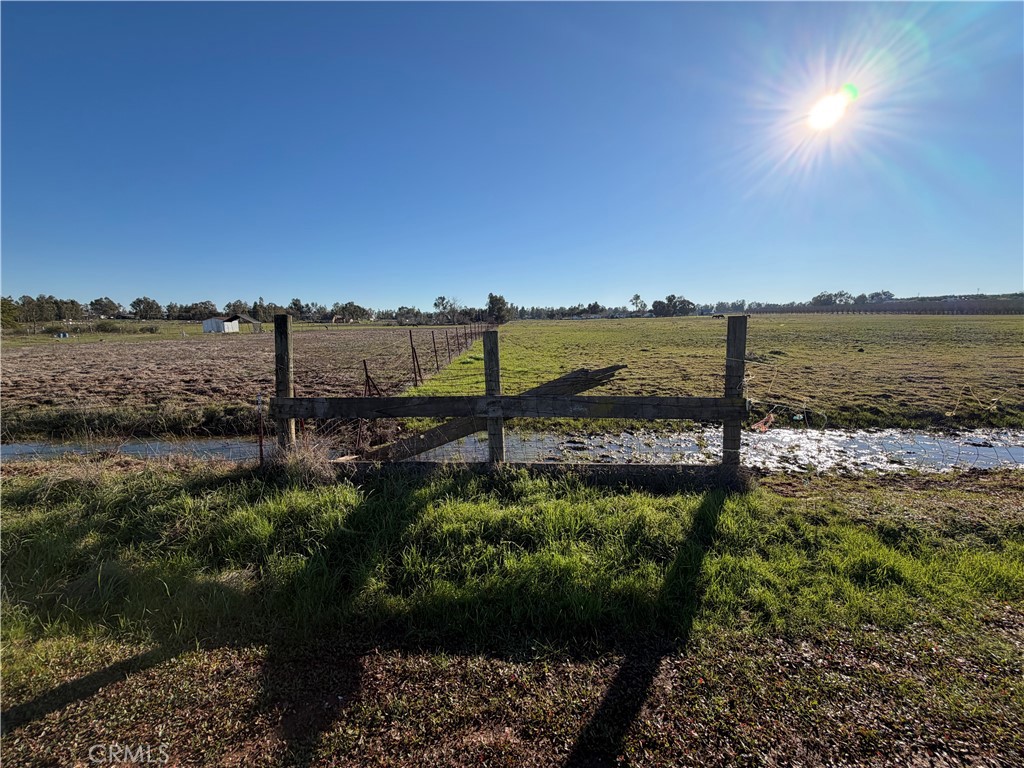 23645 Aitken Avenue Corning, CA 96021 - Photo 1 of 8 a view of a garden