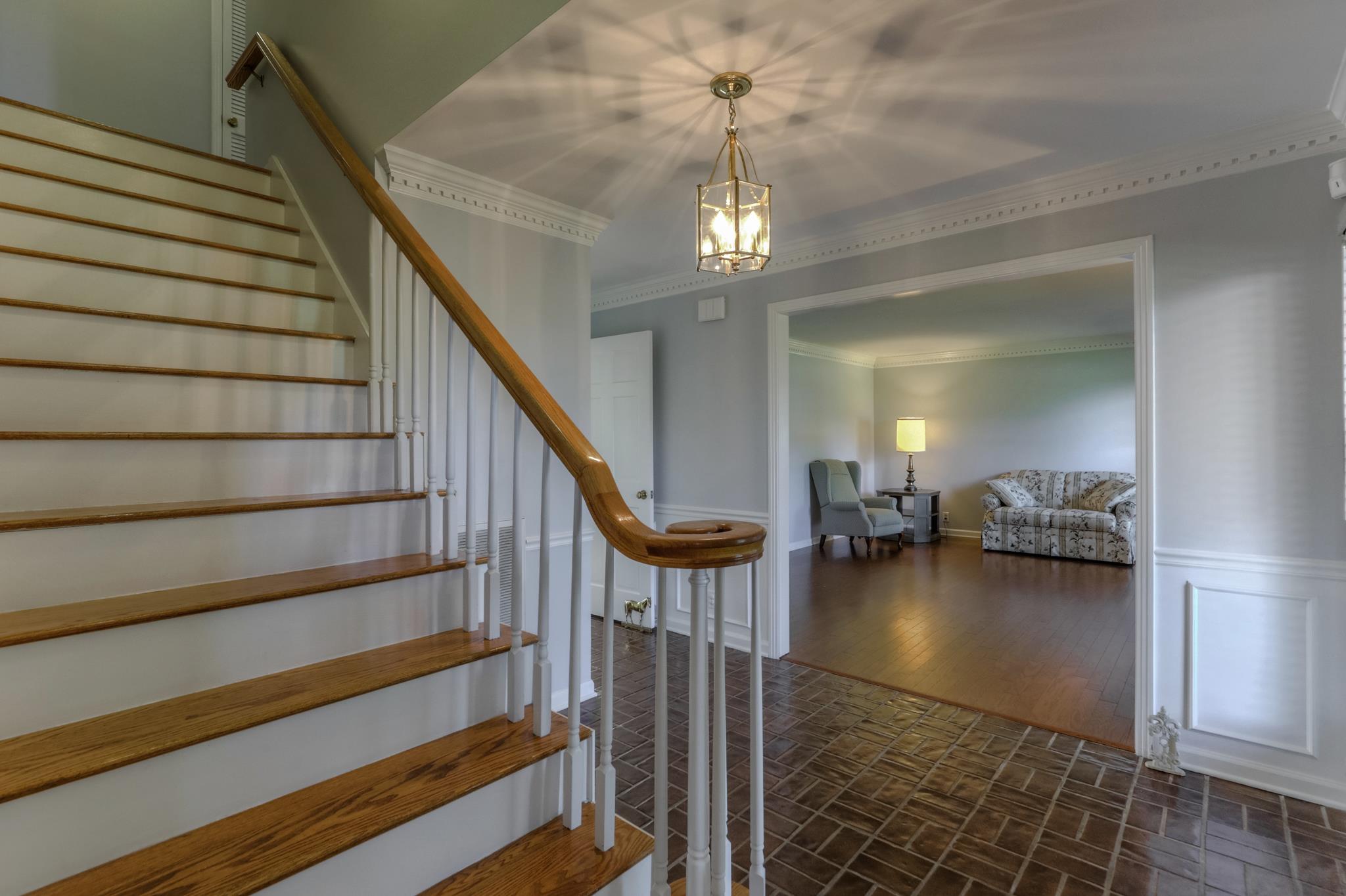 1205 Ridgeway Drive Franklin, TN 37067 - Photo 4 of 30 Gallery Image 4