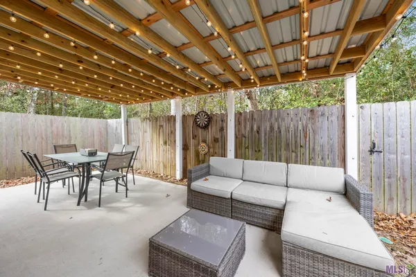 $2,000 | 820 South Audubon Pl Avenue, Gonzales, LA 70737