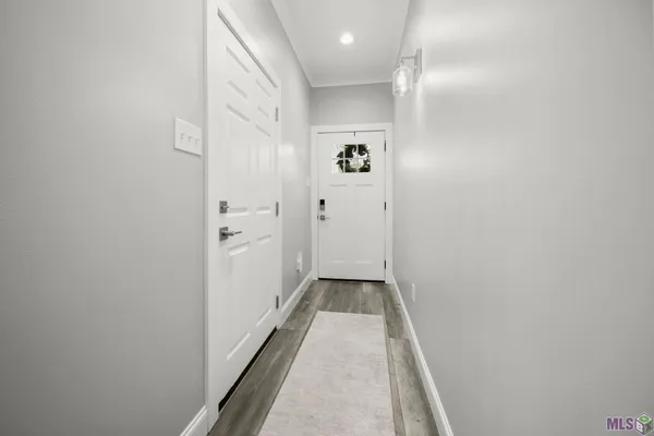 $2,000 | 820 South Audubon Pl Avenue, Gonzales, LA 70737