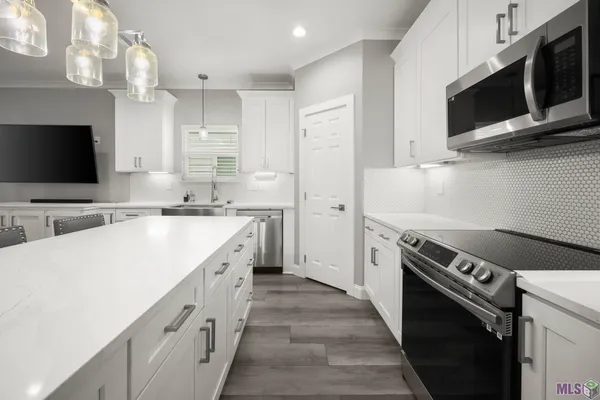 $2,000 | 820 South Audubon Pl Avenue, Gonzales, LA 70737