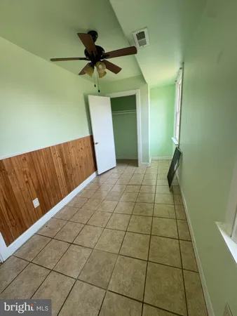 $1,980 | 332 East Broadway, Salem, NJ 08079