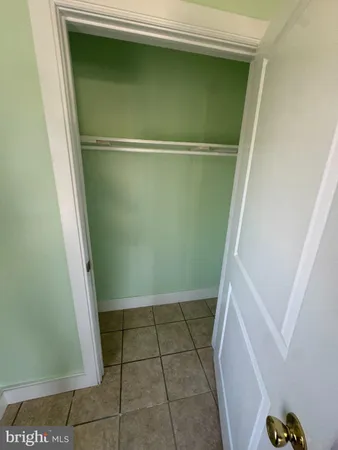 $1,980 | 332 East Broadway, Salem, NJ 08079