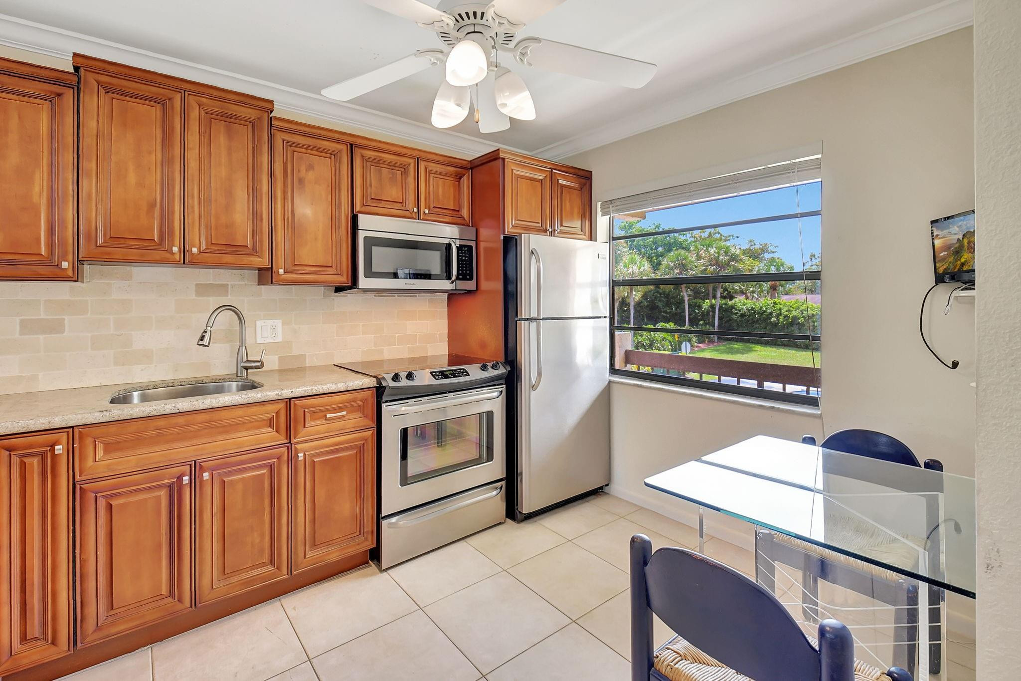 21755 Arriba Real, Unit 29H Boca Raton, FL 33433 - Photo 12 of 49 Photo 12