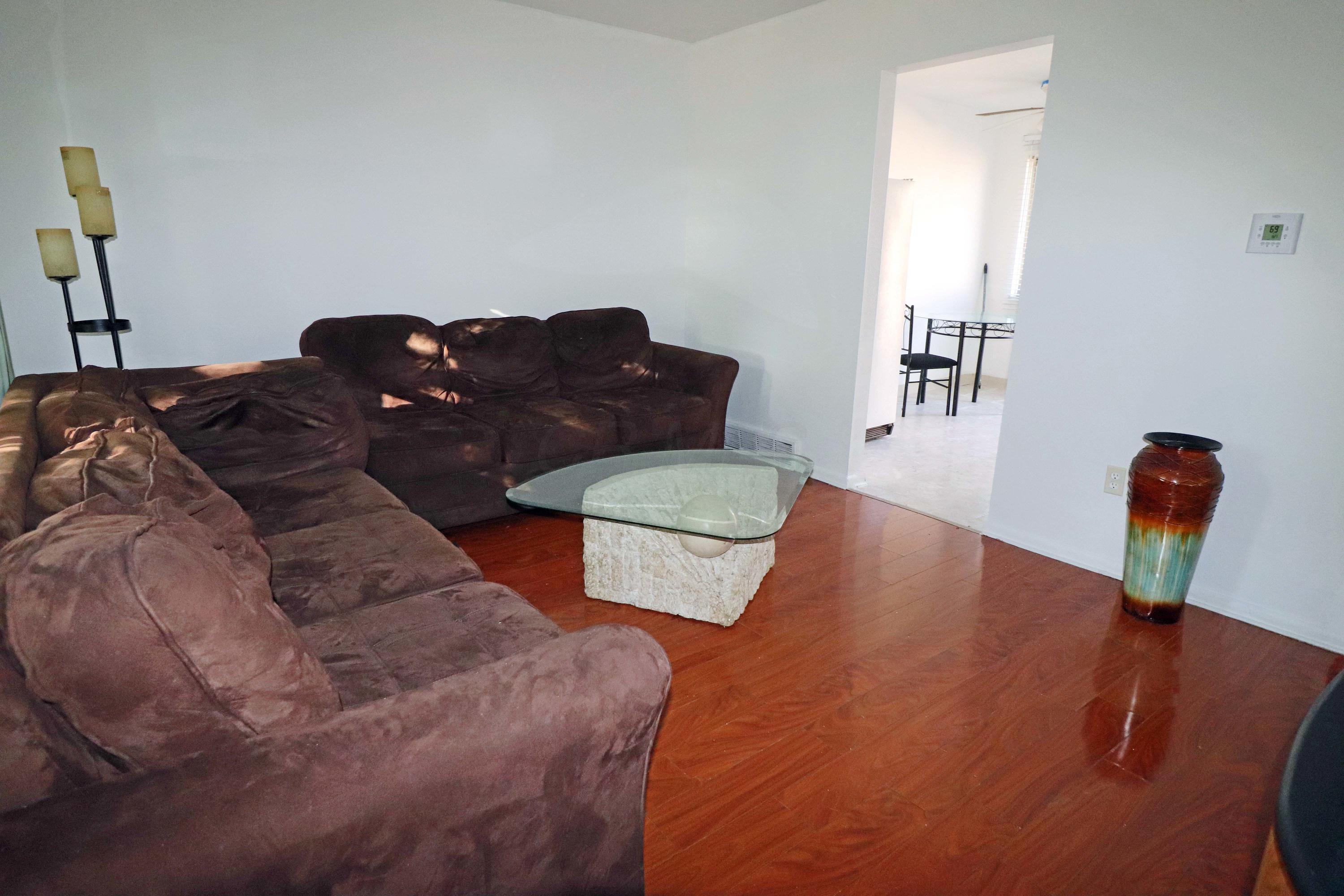 4950-4952 Karl Road Columbus, OH 43229 - Photo 8 of 26 Gallery Image 8