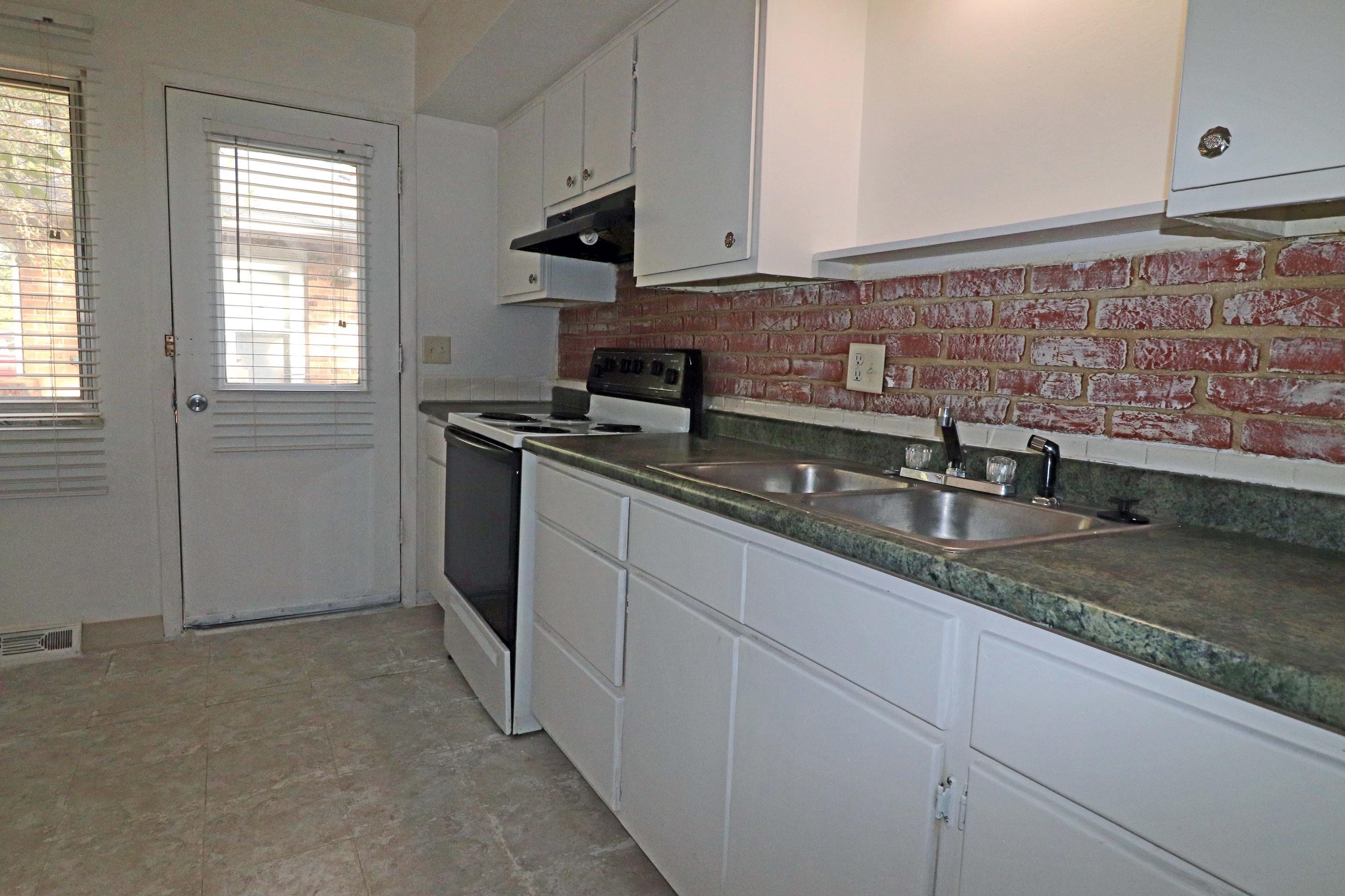 4950-4952 Karl Road Columbus, OH 43229 - Photo 9 of 26 Gallery Image 9