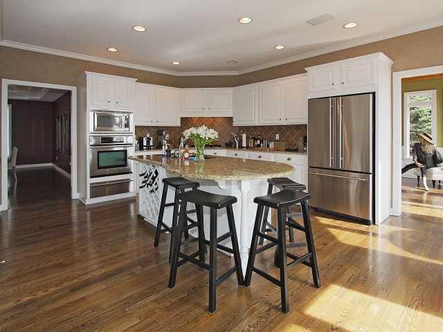 12213 Bridgewater Road Indianapolis, IN 46256 - Photo 8 of 13 Gallery Image 8