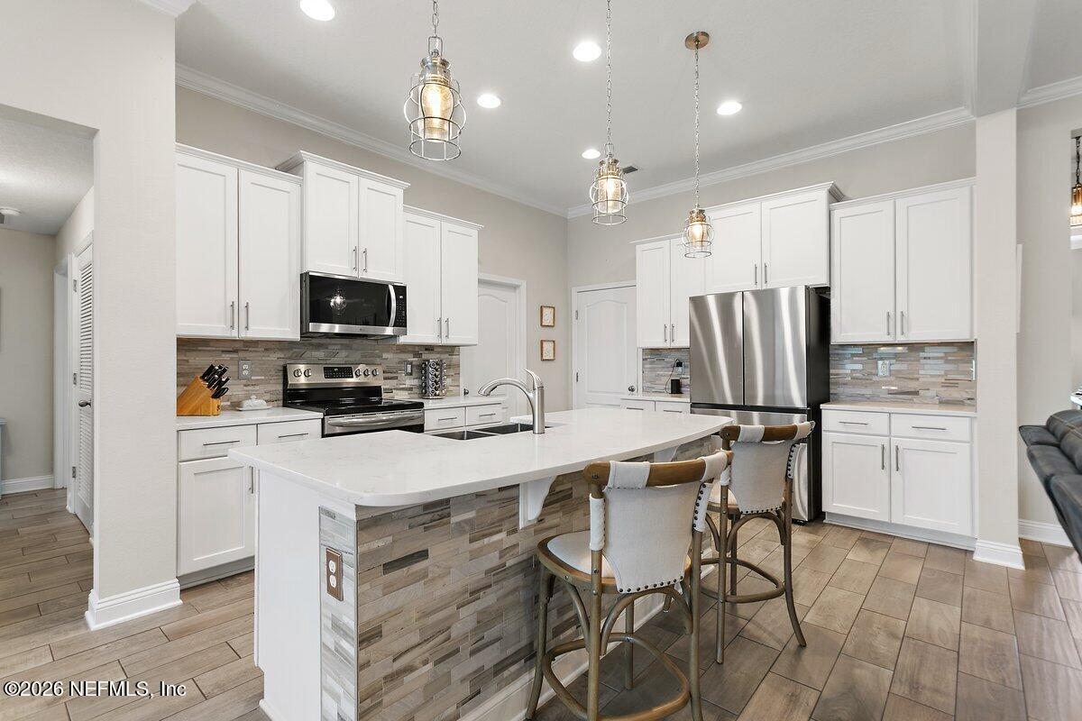177 South Hamilton Springs Road St. Augustine, FL 32084 - Photo 11 of 37 Kitchen