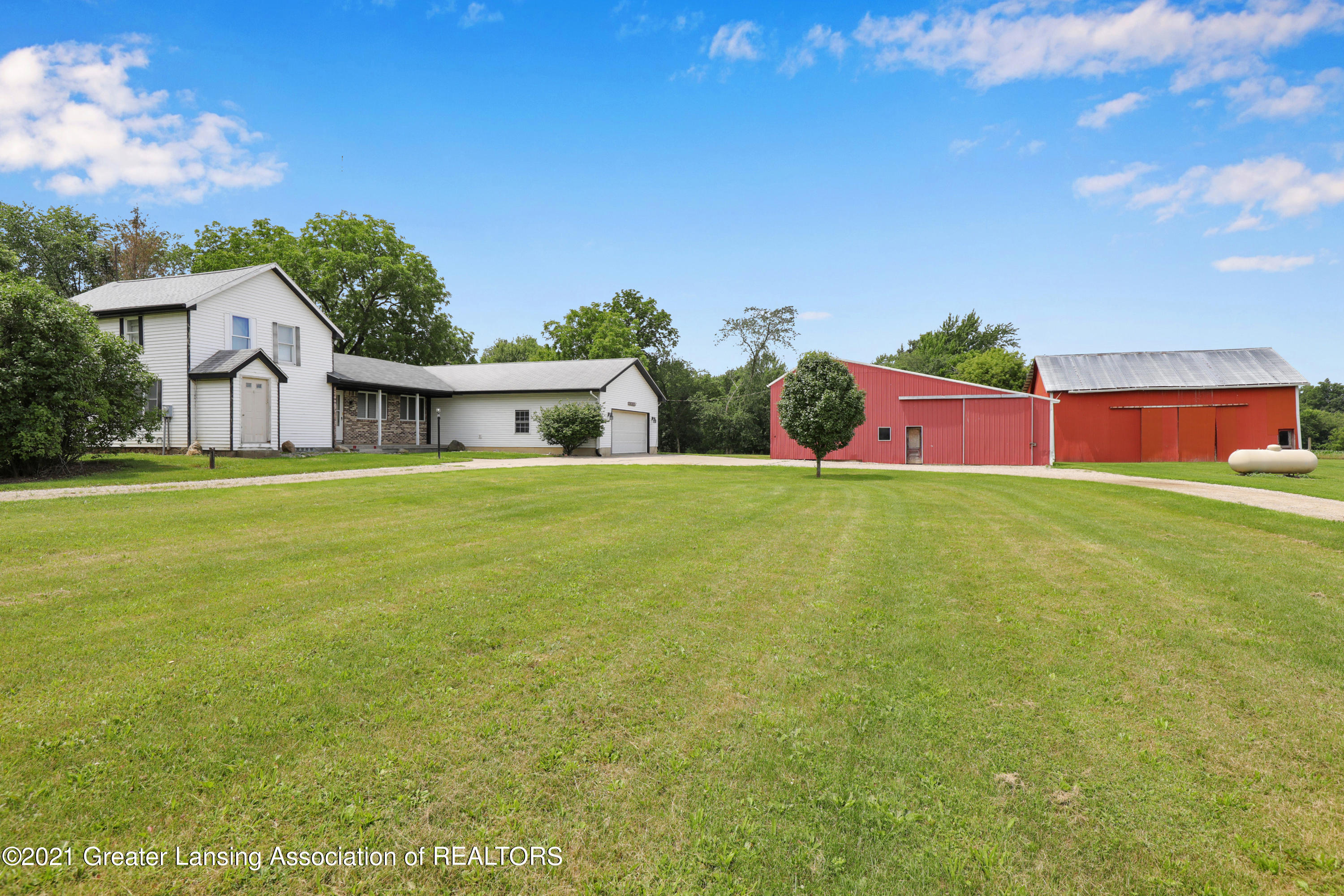 8360 South Dewitt Road Dewitt, MI 48820 - Photo 1 of 34 9I3A1899
