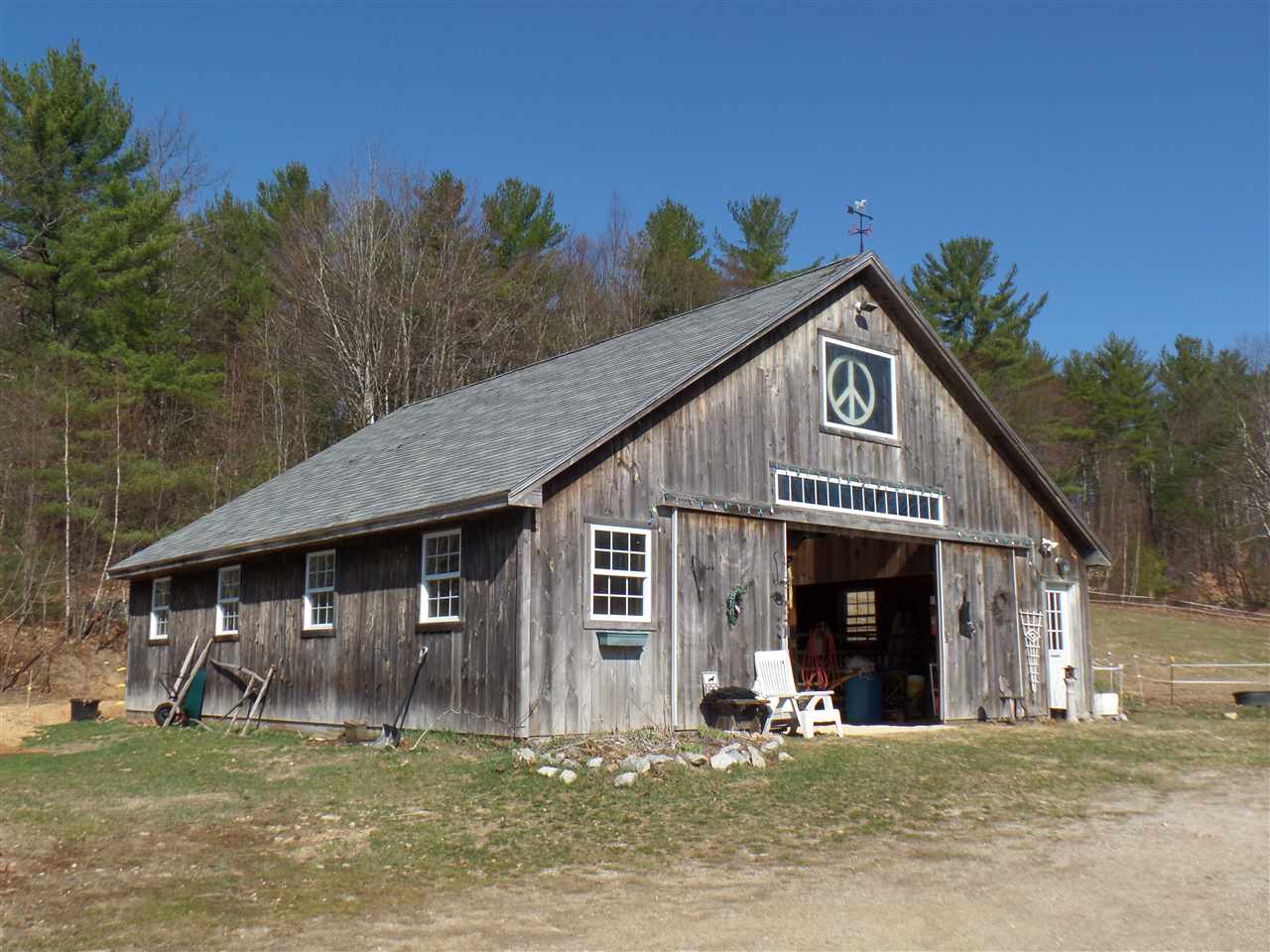 39 New Orchard Road Pittsfield, NH 03263 - Photo 3 of 40