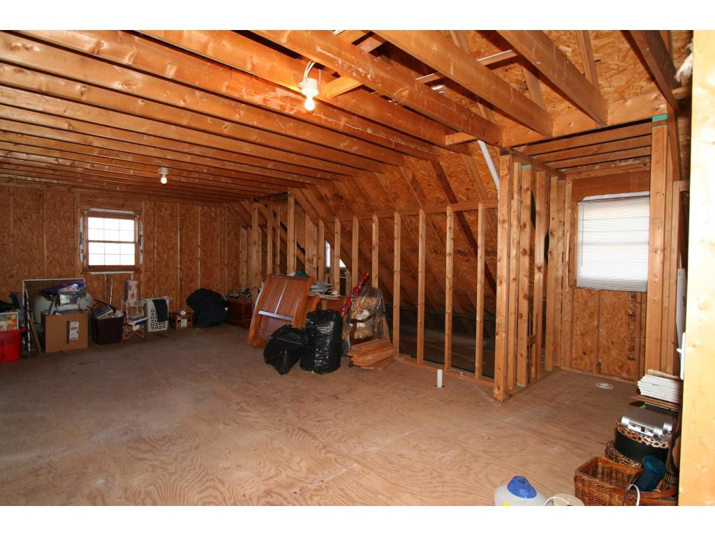 109 Reece Court North Jonesborough, TN 37659 - Photo 13 of 19 top level ready for bath vac